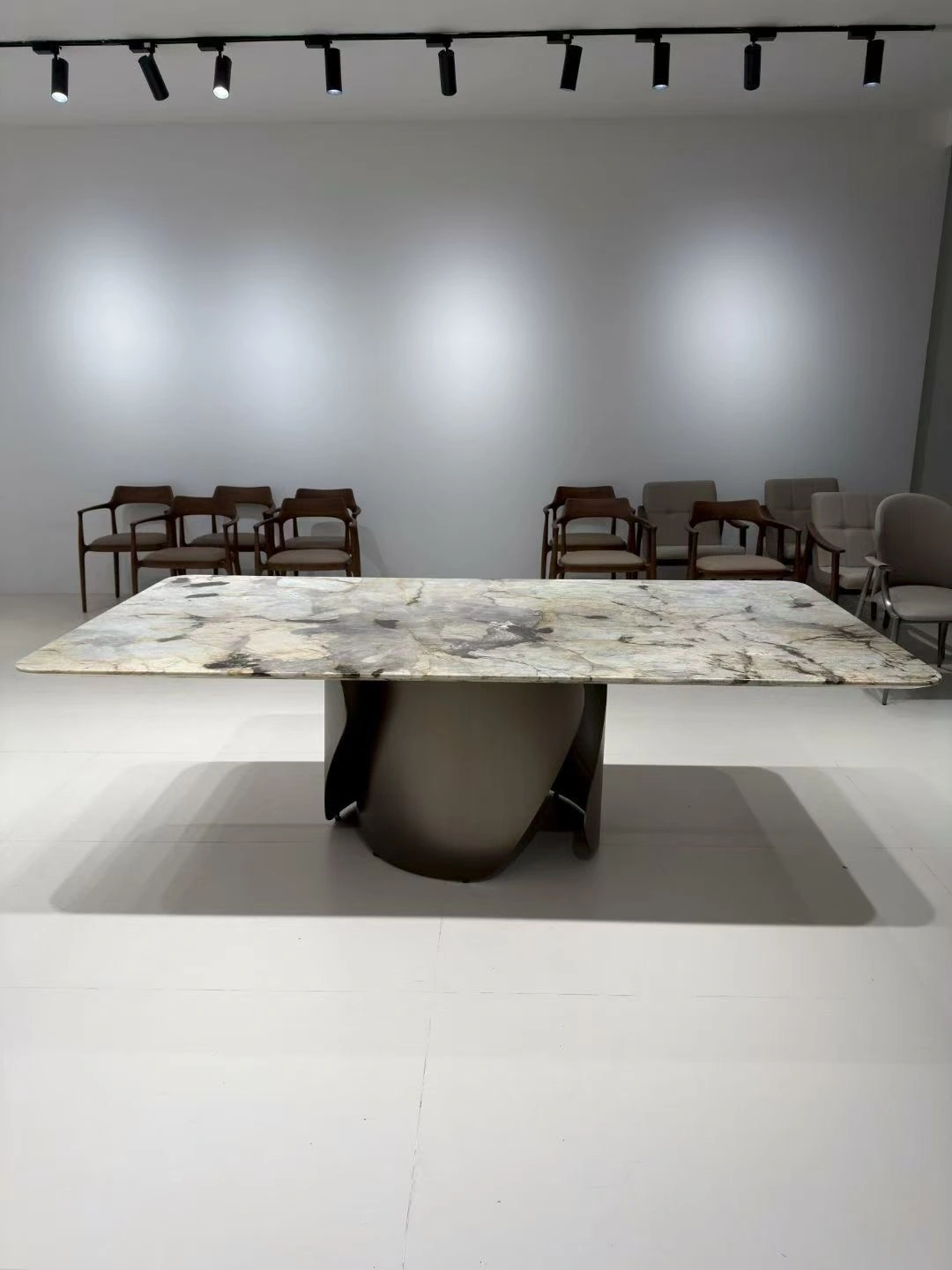 DT-618 Dining table
