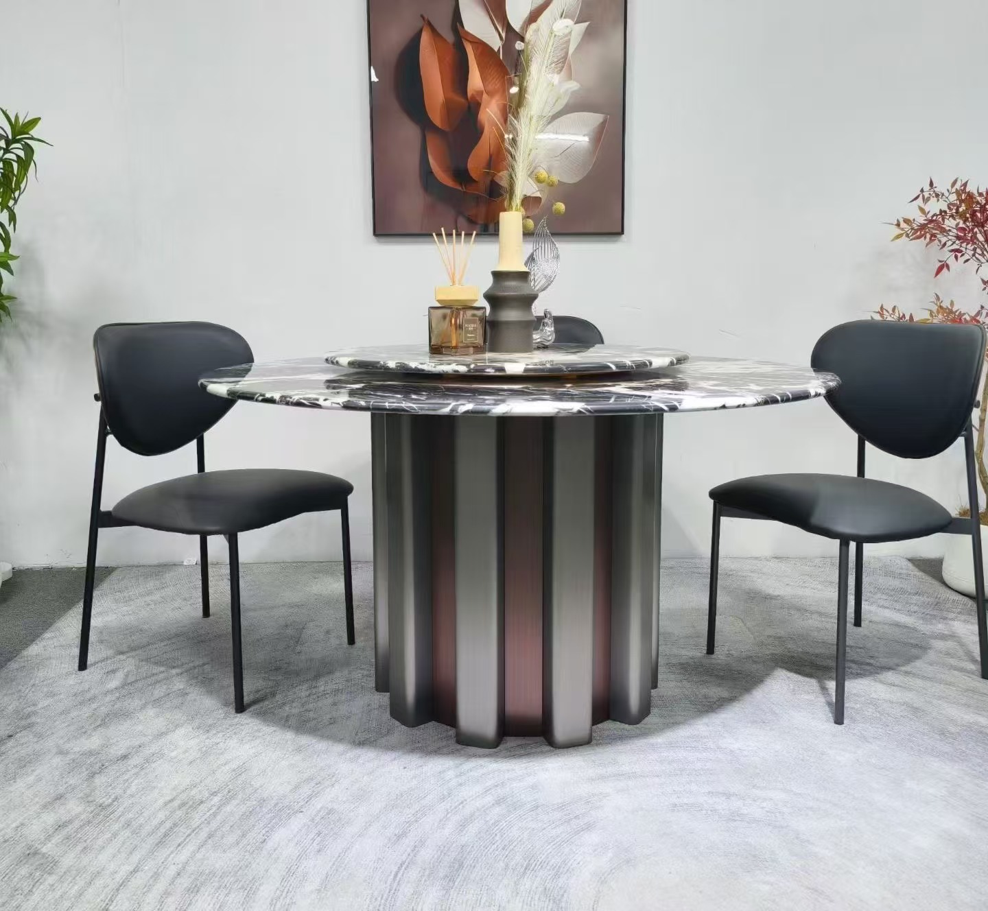 Blgari black marble round dining table (with turntable)