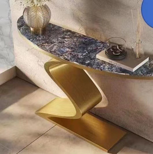 Z-shaped porch table