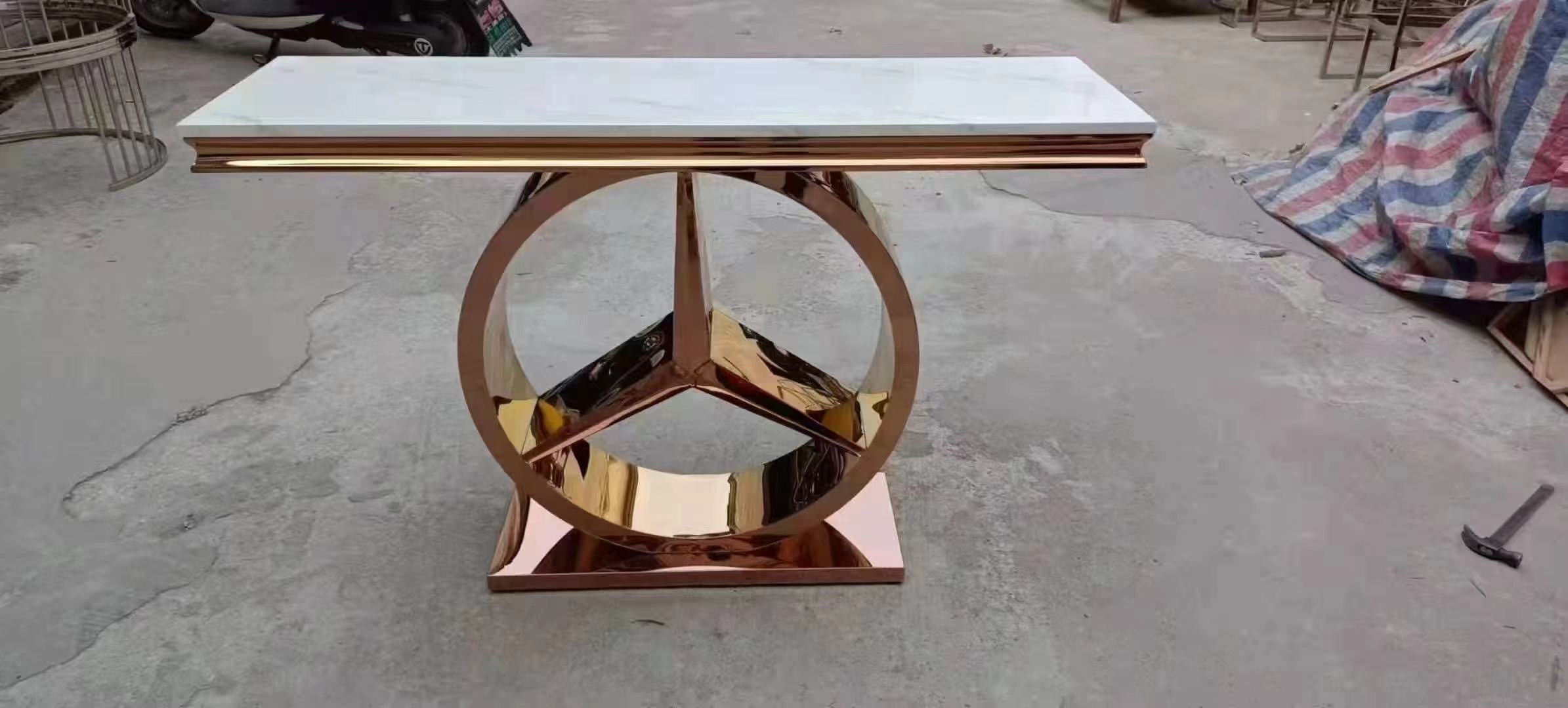 Single-ring three-fork rose gold porch table
