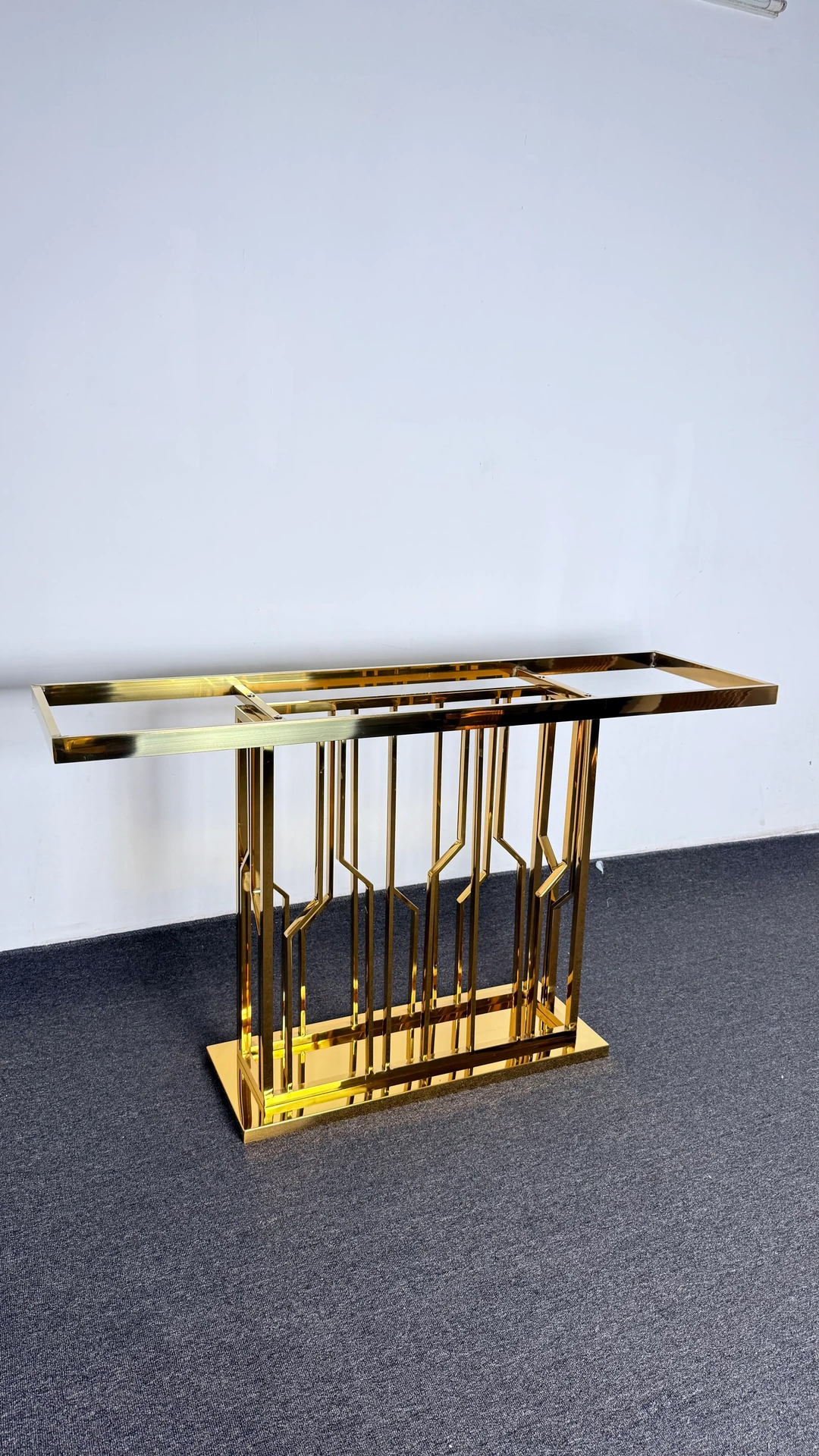 XG-4 Entrance cabinet