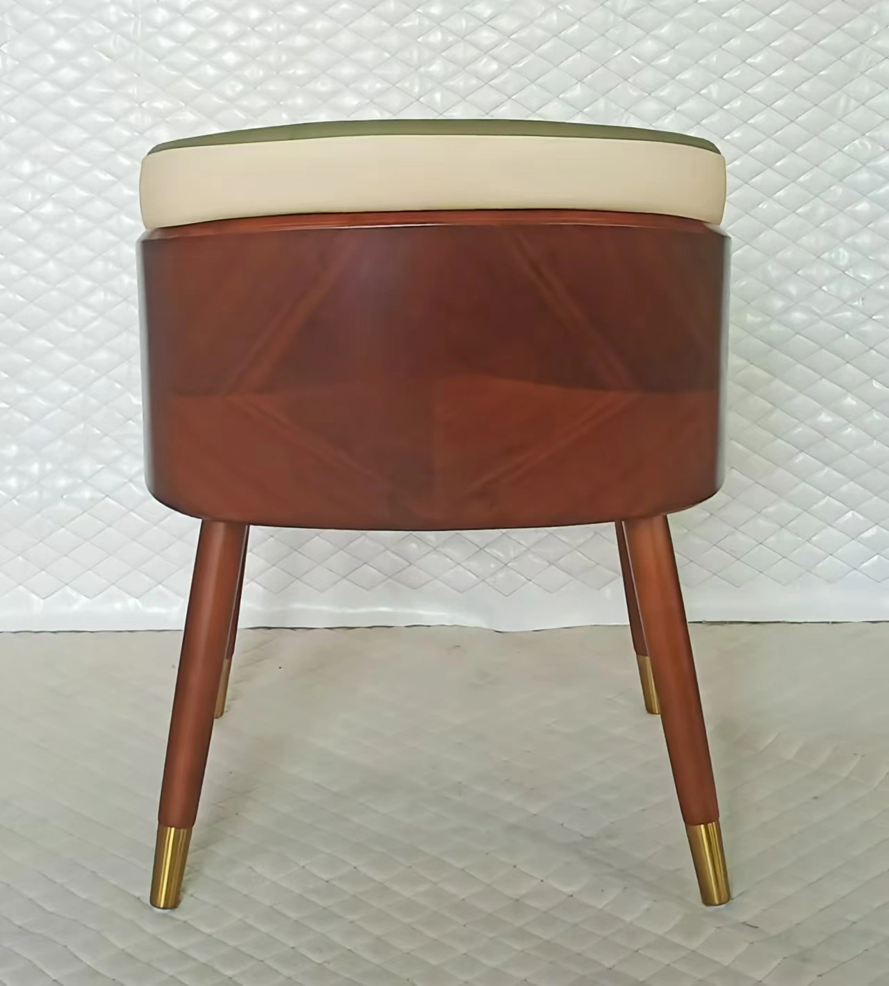 YT-0247 Chair